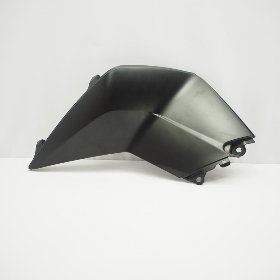 KTM duke 390 タンクカバー　カウル　美品 KTM デューク125 200 250 390 純正タンクカバー左 タンクカウル サイド