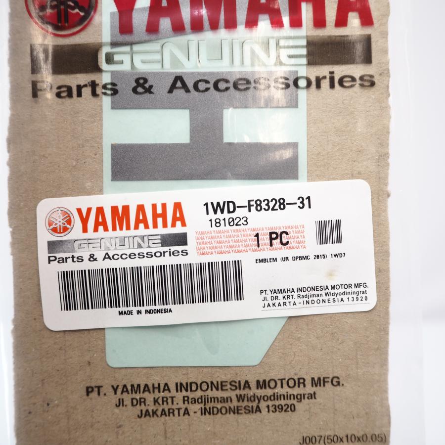 送料無料　ヤマハ　純正　金属　エンブレム　２枚 YAMAHA ヤマハ純正 ヤマハロゴタンクエンブレム 2枚セット