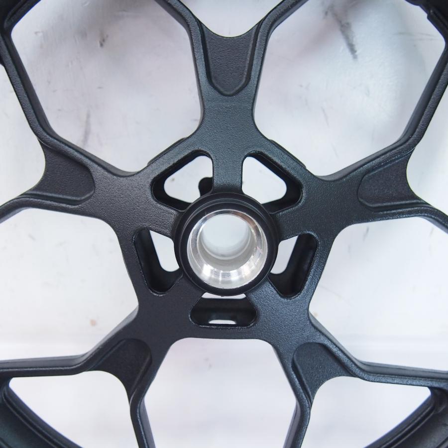 新品YZF-R25 RG10J YZF-R3 RH07J前期フロントホイール前ホイール 正立