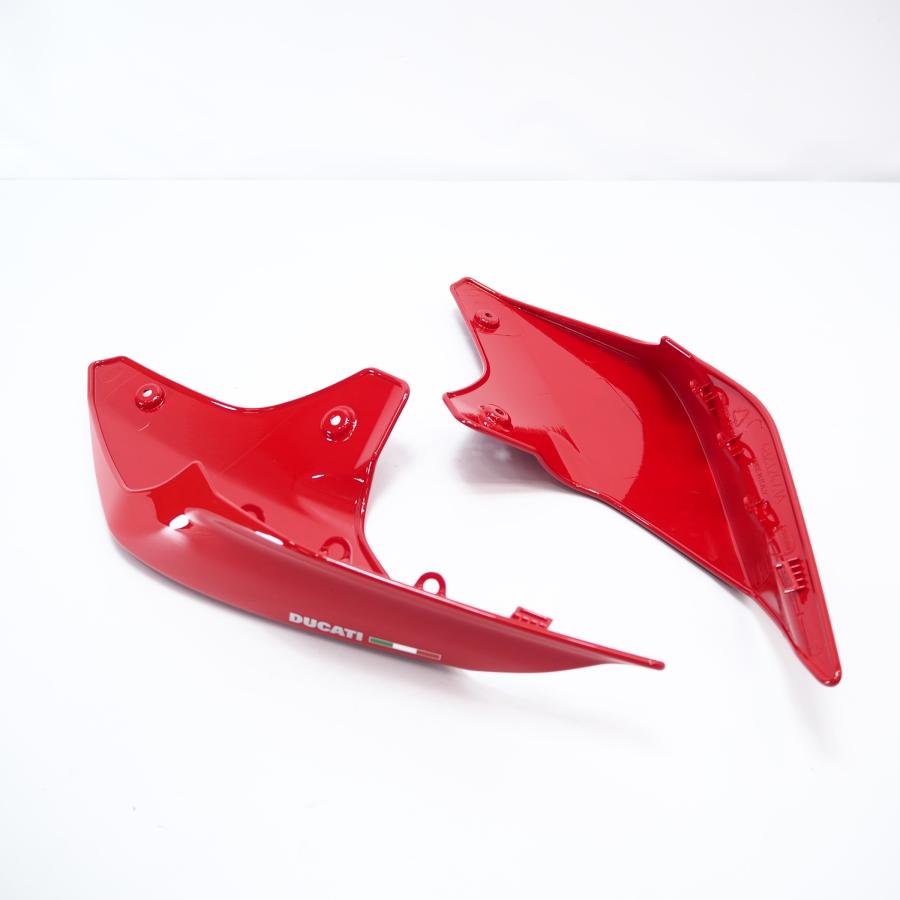 DUCATI / ドゥカティ・パニガーレ V4 / V2 純正ミラー「左」 ドゥカティ パニガーレV2 V4 純正シートカウル左右 テールカウル