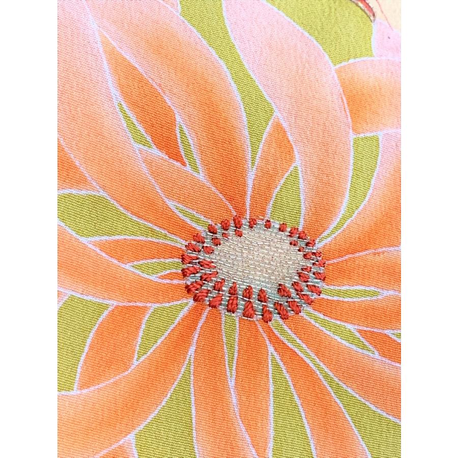 アンティーク着物 振袖 菊 垣根 刺繍 鶸色 美品 レトロ 大正ロマン