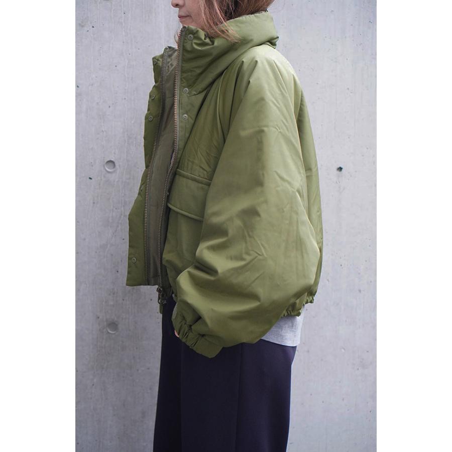 PASSIONE（パシオーネ） リバーシブル ショート丈中綿ブルゾン