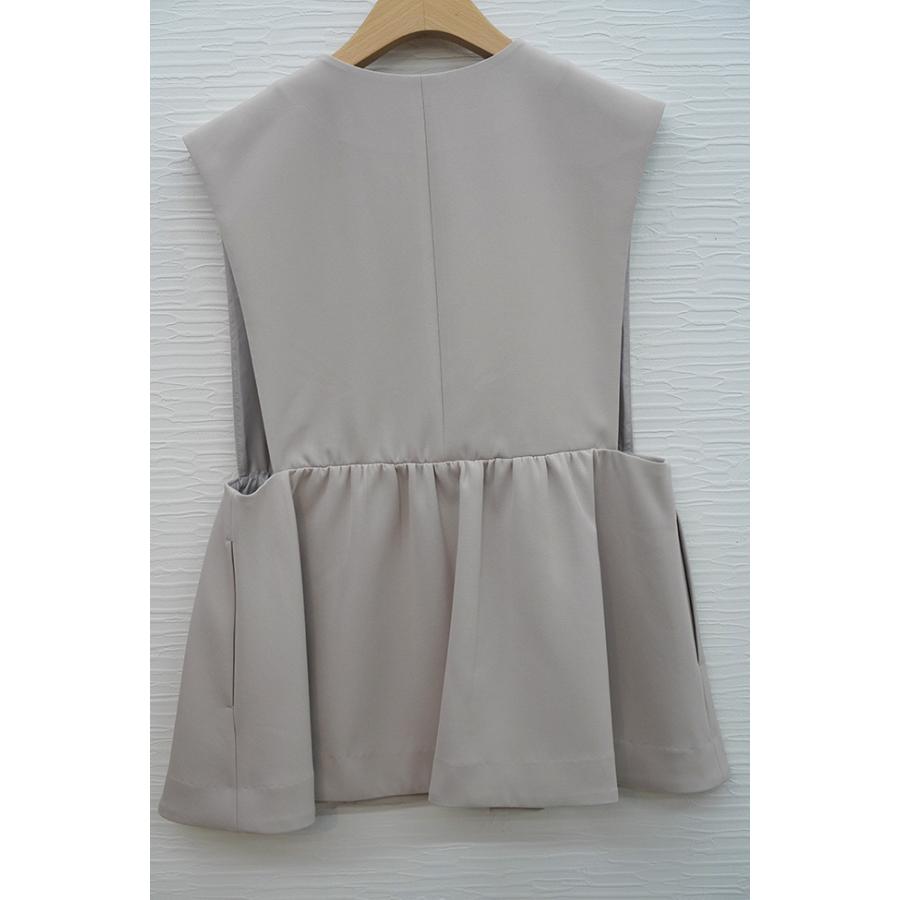 CHIGNON（シニヨン） 30％OFF CHIGNON ペプラムベスト 4646-489MK