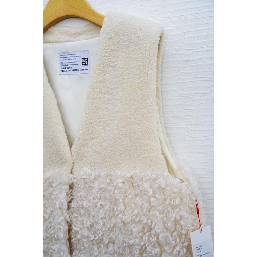 PASSIONE（パシオーネ） 切り替えプードルボアベスト レディースベスト