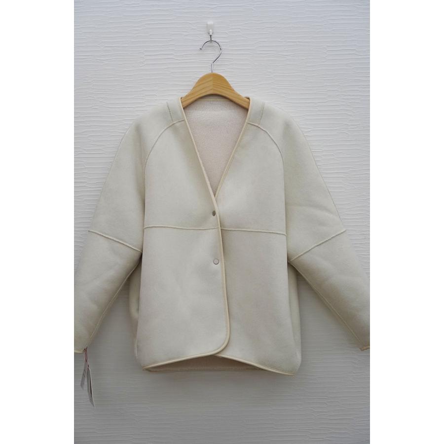 PASSIONE（パシオーネ） リバーシブル ノーカラーボアジャケット