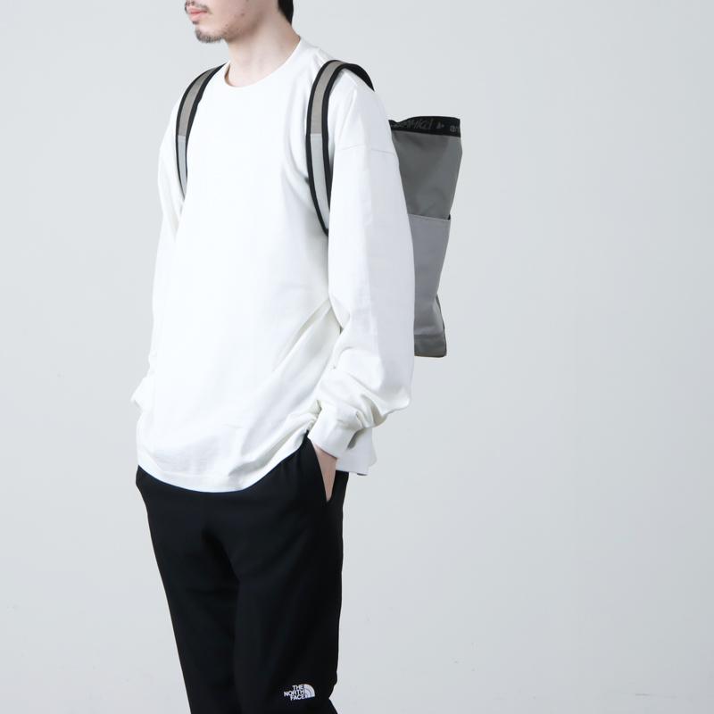 PWA PED 折る MULTI POCKET ANDORAK アイボリー