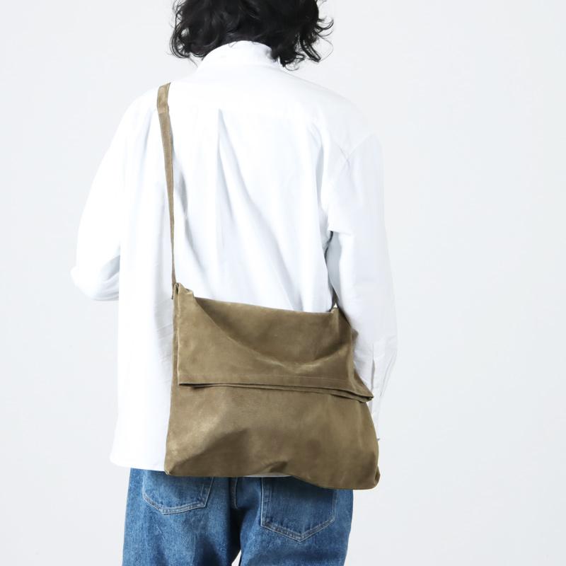 Hender Scheme (エンダースキーマ) pig flap shoulder bag big 