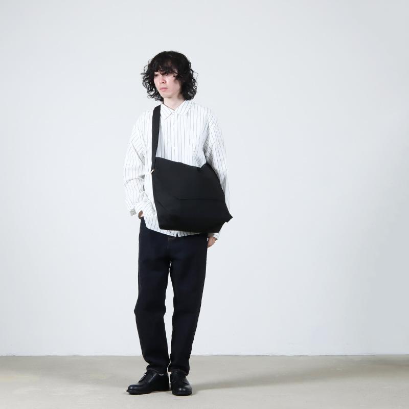 Hender Scheme (エンダースキーマ) flap shoulder big Hender Scheme (エンダースキーマ) flap shoulder big