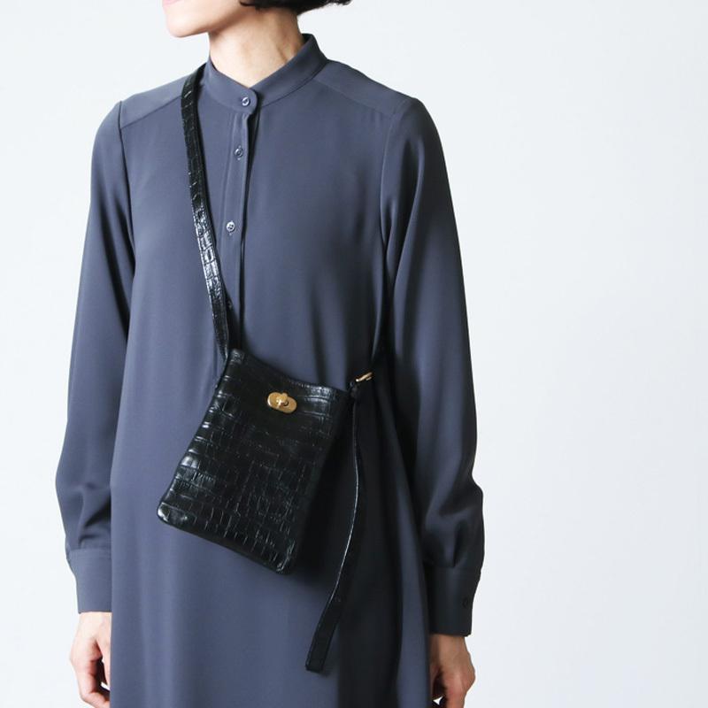 Hender Scheme (エンダースキーマ) twist buckle bag crocodile XS 