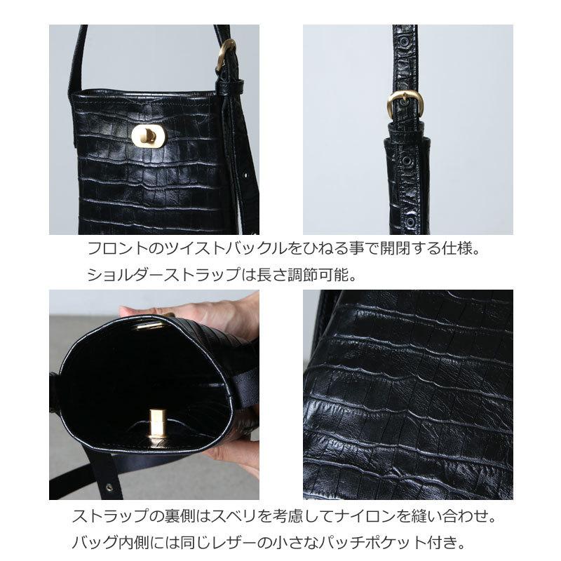 Hender Scheme (エンダースキーマ) twist buckle bag crocodile Hender Scheme (エンダースキーマ) twist buckle bag crocodile