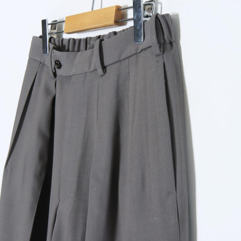 markaware MARKAWARE (マーカウェア) DOUBLE PLEATED TROUSERS markaware MARKAWARE (マーカウェア) DOUBLE PLEATED TROUSERS