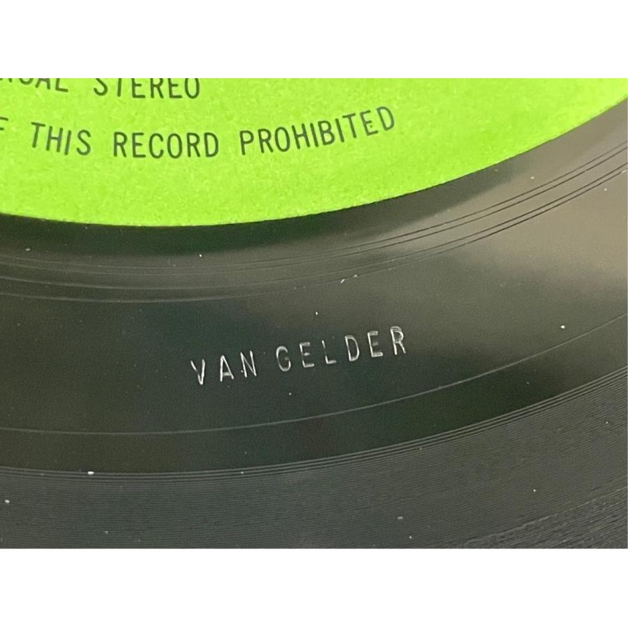 SR3322 VAN GELDER刻印/RVG手書きあり FREDDIE HUBBARD FIRST LIGHT 洗浄済 LP |  | 06