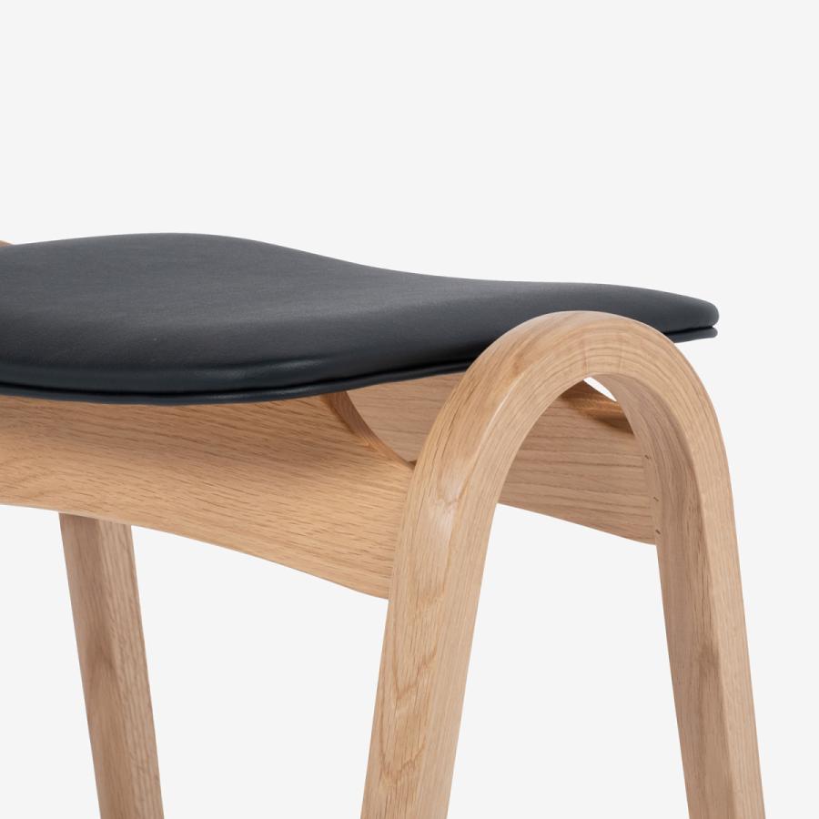 大塚家具 秋田木工 スツール No.202 ナラ材ホワイトオーク色 張地PVC