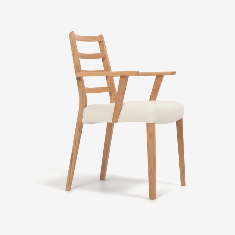 大塚家具 ダイニングチェア（肘付き）シネマ3A レッドオーク材/WO色 張
