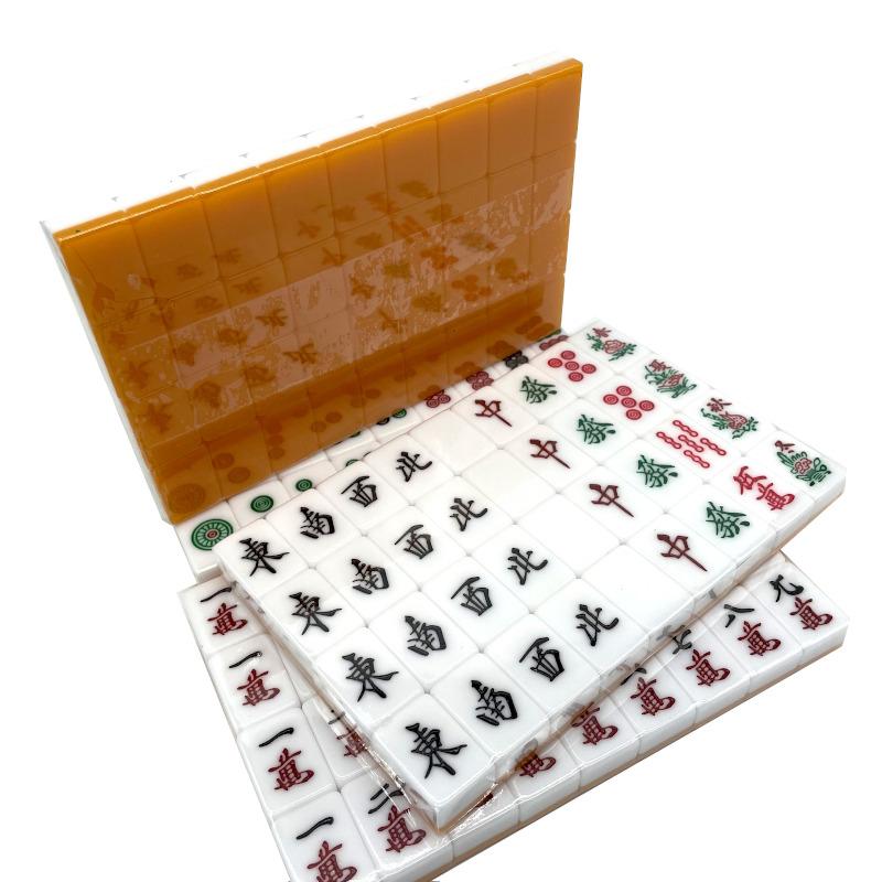 麻雀大きいサイズ 美品✨ 雀華 麻雀牌 26 27mmオレンジ 手打ち麻雀卓用 赤牌 花牌 東南 点