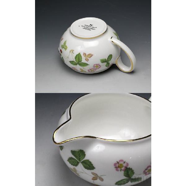 未使用 ウェッジウッド陶器製食器セット 未使用 ウェッジウッド 旧刻印 ピーターラビット 食器6点セット