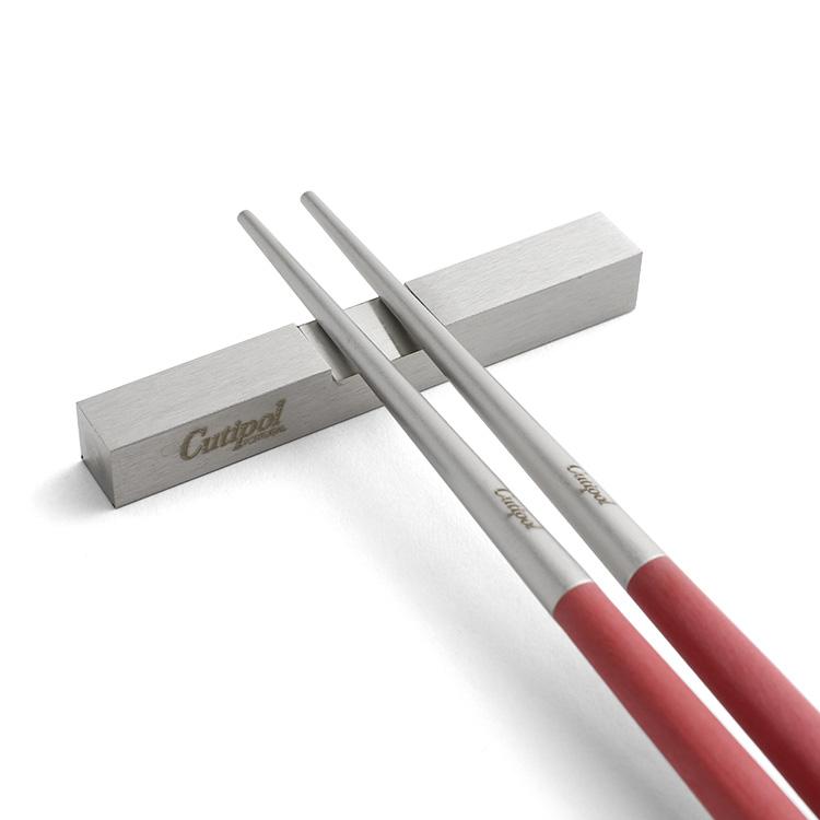 Cutipol（クチポール） クーベ 箸 + 箸置きセット レッド Cutipol KUBE