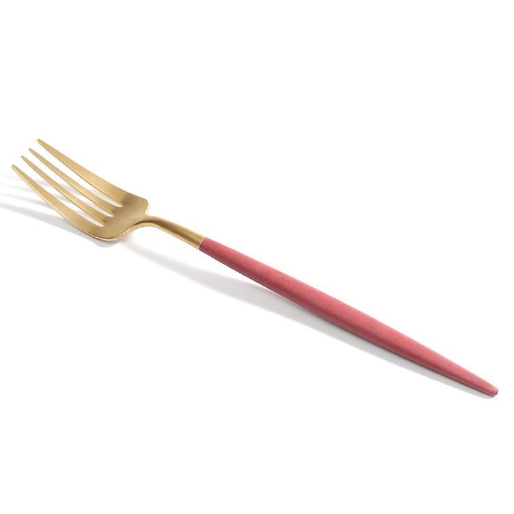 Cutipol クチポール ゴア レッドマットゴールド ディナーセット Cutipol クチポール ゴア レッドマットゴールド ディナーセット