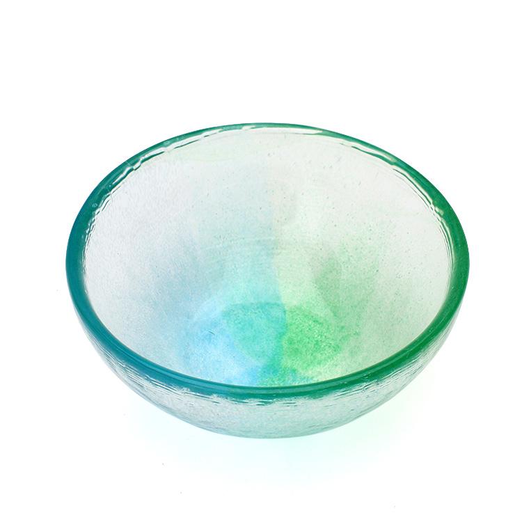 吹きガラス　黄緑色の花びら型ボウル　レトロな雰囲気 吹きガラス 黄緑色の花びら型ボウル レトロな雰囲気