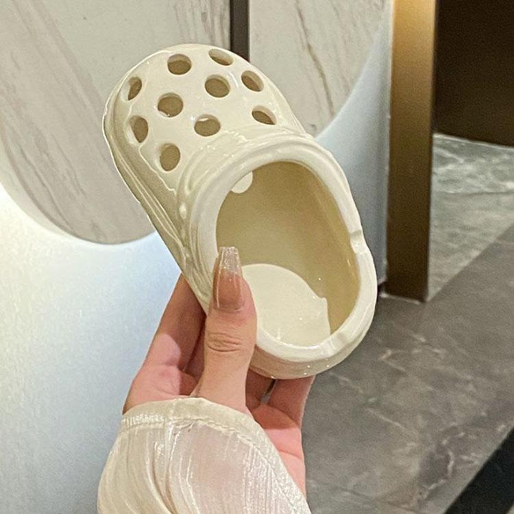 可愛い 灰皿 卓上灰皿 セラミック 灰皿 灰皿 穴付き サンダル 可愛いの穴付きサンダル おしゃれ 卓上 インテリア オフィス 吸煙灰皿 2点セット |  | 03