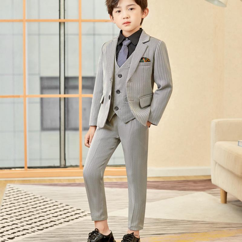 子供服 フォーマル スーツ おしゃれ 入学式 卒業式 男の子 タキシード キッズ 結婚式 発表会 卒園式 七五三 誕生日 子ども ジュニア 90 100 110 120 130 140 150 |  | 10