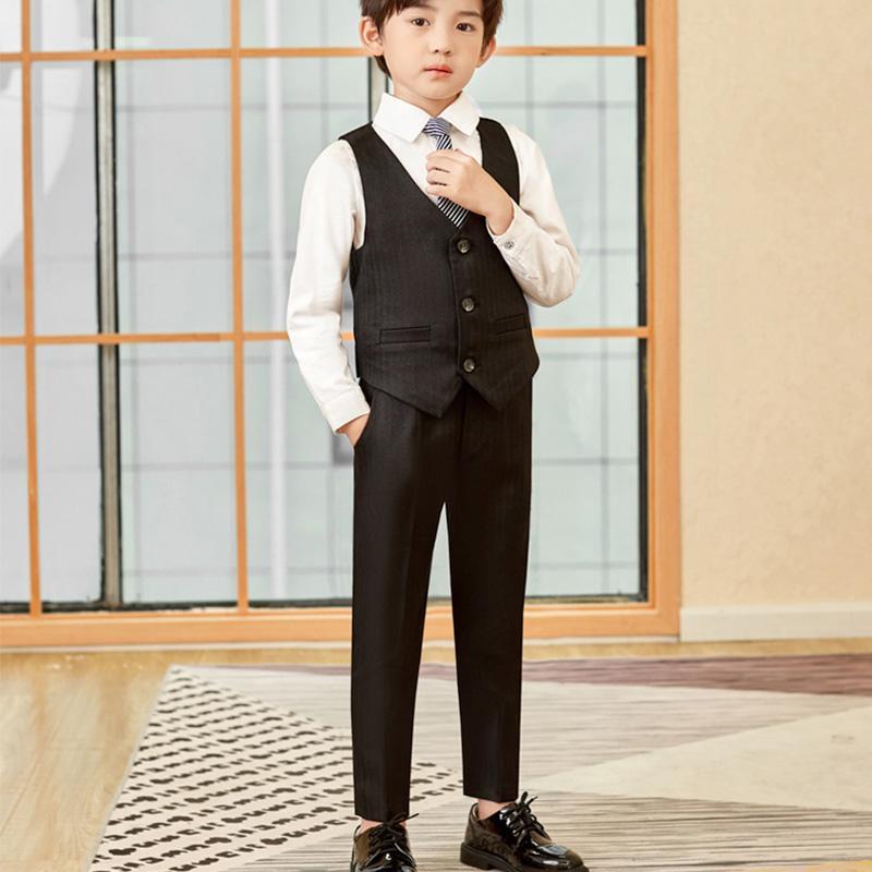 子供服 フォーマル スーツ おしゃれ 入学式 卒業式 男の子 タキシード キッズ 結婚式 発表会 卒園式 七五三 誕生日 子ども ジュニア 90 100 110 120 130 140 150 |  | 13