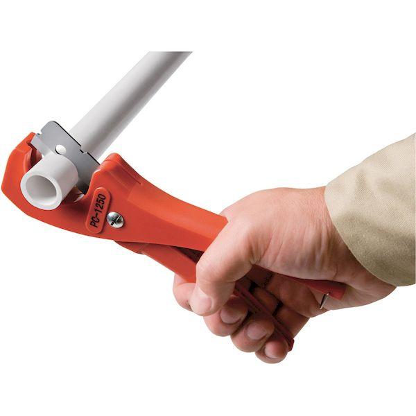 あすつく対応 「直送」 リジッド RIDGID 23488 プラスチックパイプカッター ＰＣ−１２５０ プラスチックパイプカッター Ridge Too |  | 02