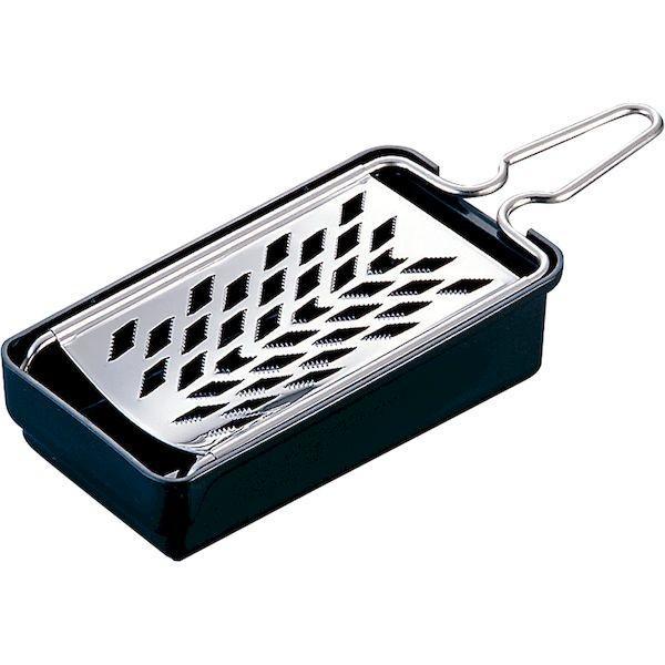 4953624003079 プリンス工業 おろしま専科 ケース付 ブラック おろし金 調理器具 約250g ステンレス | 