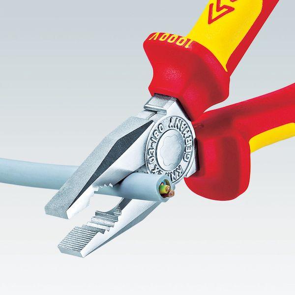 あすつく対応 「直送」 ＫＮＩＰＥＸ 0306-180 ０３０６−１８０　絶縁ペンチ　１０００Ｖ 306180 |  | 01