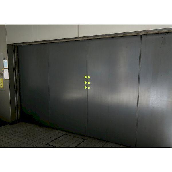 あすつく対応 「直送」 ＴＲＵＳＣＯ FRL5020-P 蛍光ドットシール ５０Φ ピンク １シート２０個入 FRL5020P 粘着テープ |  | 03