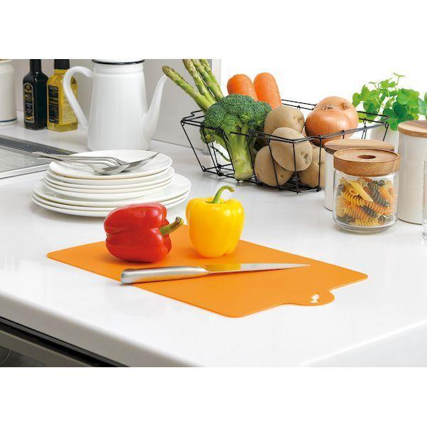 あさってつく対応 直送 代引不可・他メーカー同梱不可 イノマタ化学 4905596005803 食材別シートまな板 野菜 オレンジ #58 |  | 02