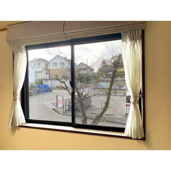 あさってつく対応 直送 代引不可・他メーカー同梱不可 ユーザー 4979305091326 U−Q420 窓目隠しシート ボーダー 白 |  | 08