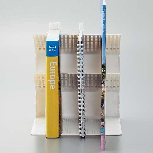 リヒトラブ LIHIT LAB. A3577-24 1冊でも倒れないブックスタンド A4 BK A357724 |  | 03