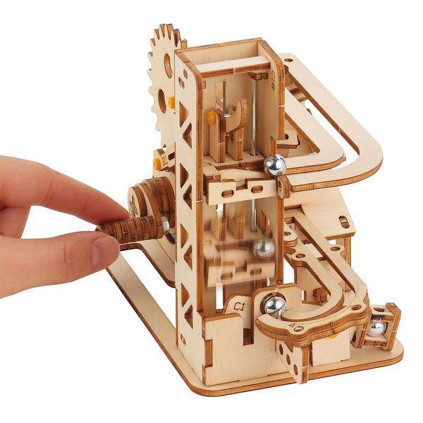 【予約受付中】【7月上旬頃入荷予定】アーテック ArTec 058445 木製エレベーター式コースタークラフトキット |  | 02
