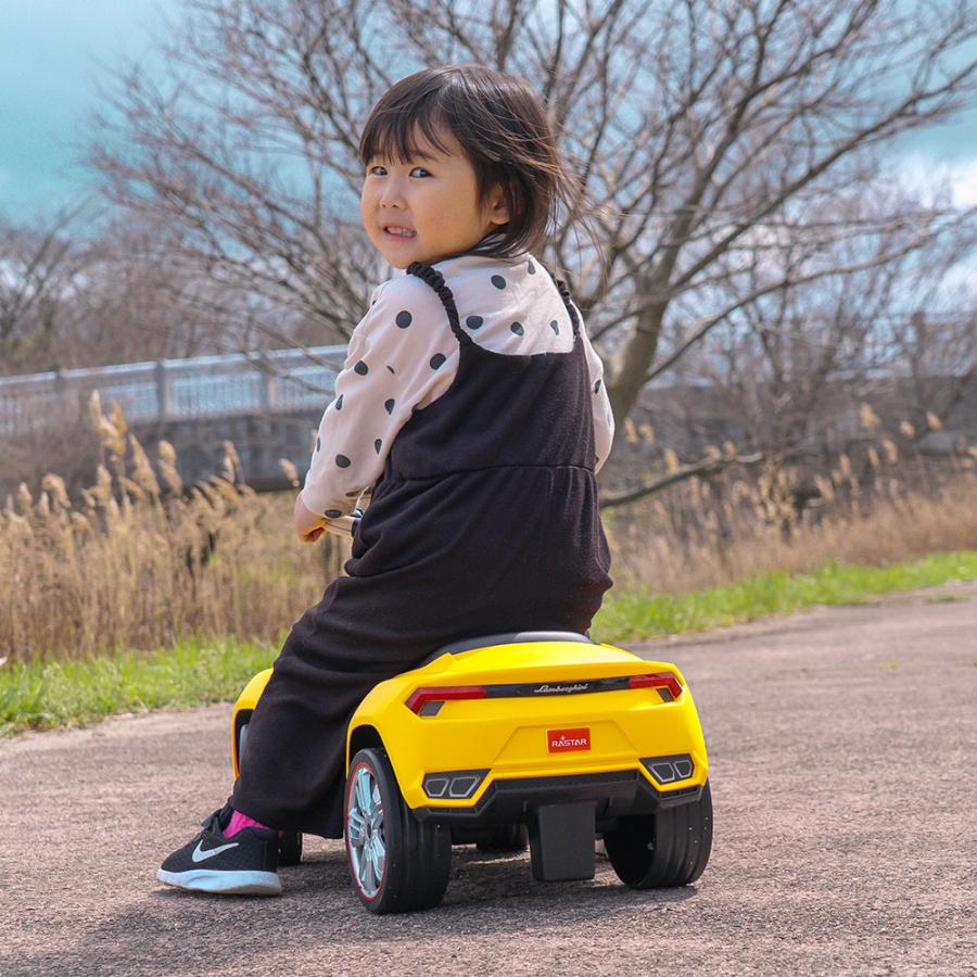正規ライセンス】乗用玩具 ランボルギーニ URUS 足蹴り 子供