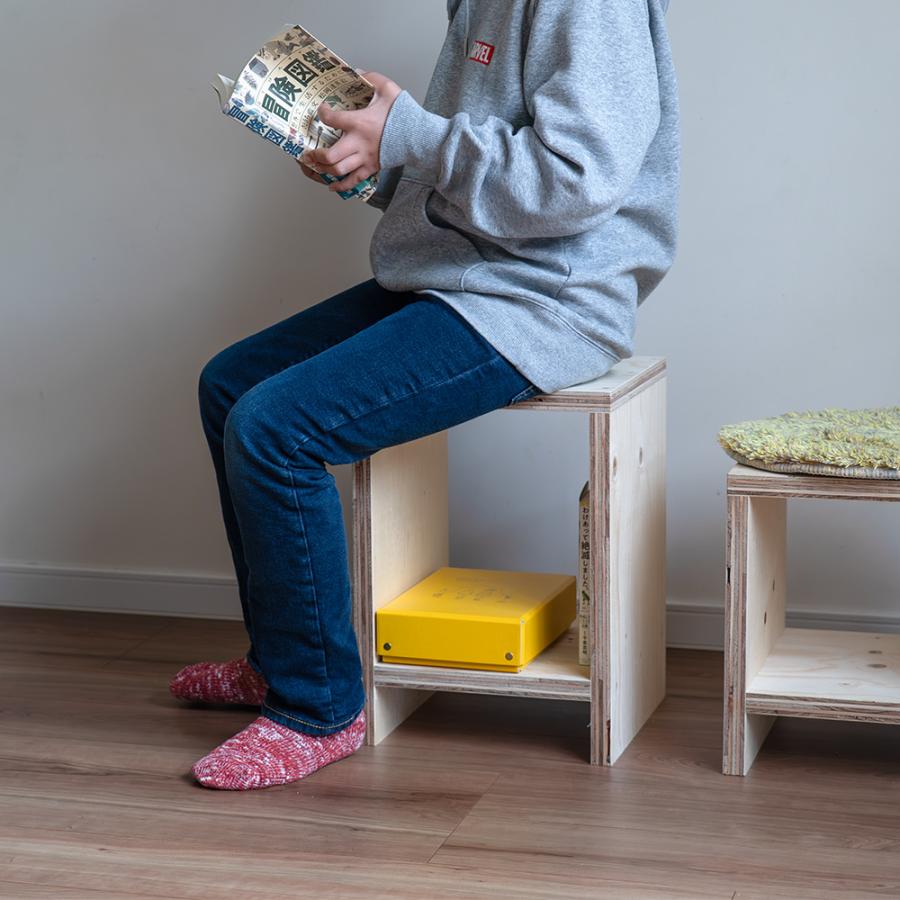 図工の椅子　図工室　椅子　木製スツール 椅子 サイドテーブ　踏み台 図工室の椅子 スツール stool ベンチ 木製 収納 工作 雑誌 踏み台