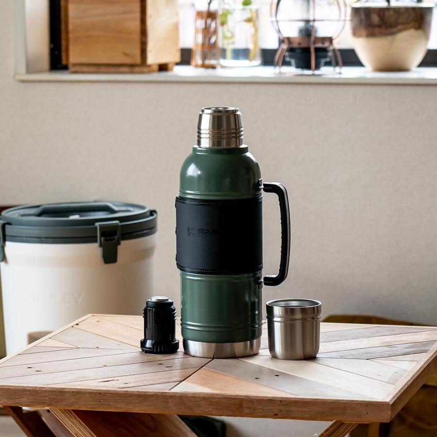 STANLEY（スタンレー） レガシーシリーズ 真空ボトル 1.9L : イエノ