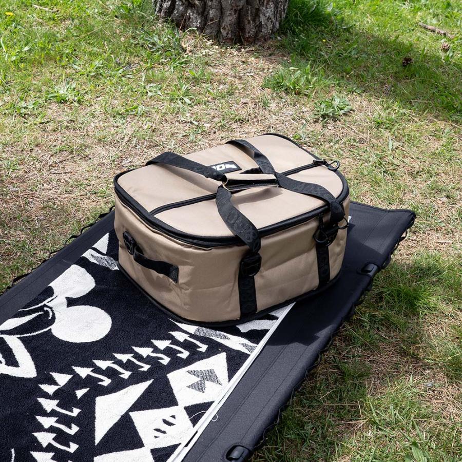 AO Coolers 18パック ワイドトランクソフトクーラー 保冷バッグの画像