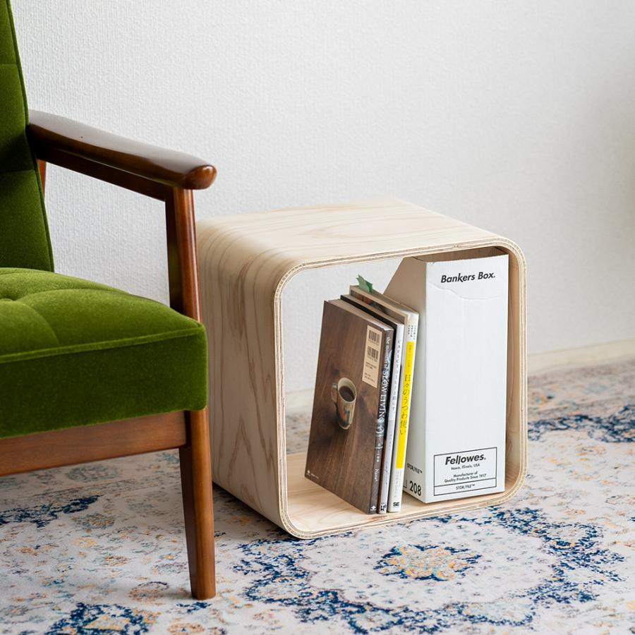 角がなく、ゆるやか曲線のR型シェルフ オープンシェルフ キューブ