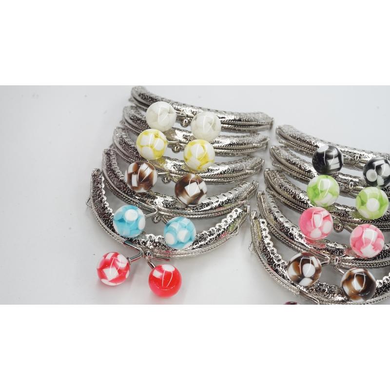 0102 がま口 口金 ハンドメイド 手芸 金属 パーツ 大玉 ガラス カラフル 幅約8.5cm 10個セット 資材 手作り 材料 素材 作製 裁縫 ガラス ゲンコ 縫い付けタイプ |  | 02