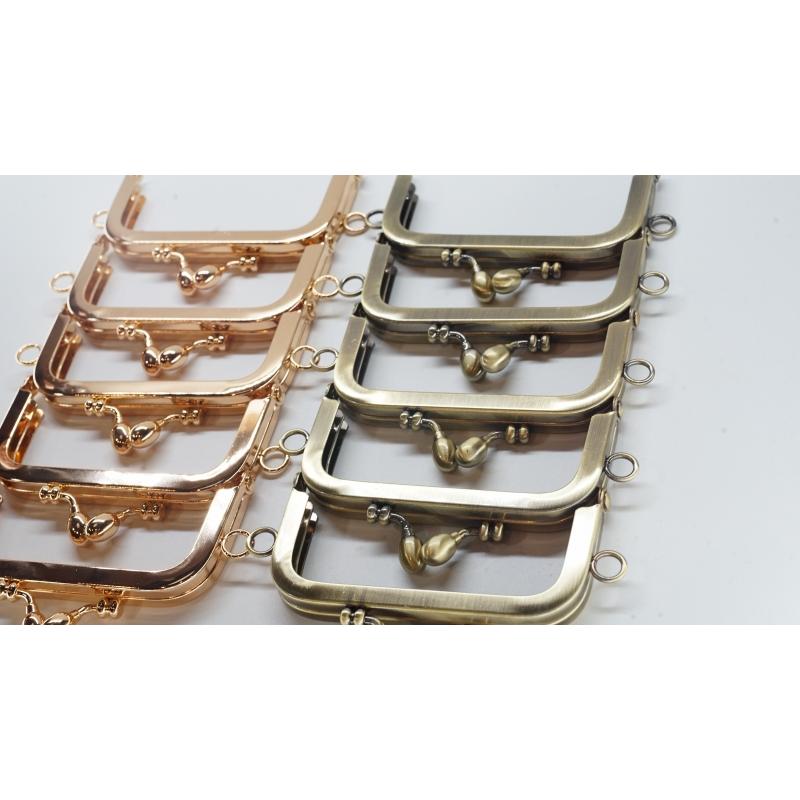 0407 がま口 口金 ハンドメイド 手芸 金属 パーツ ライトゴールド ブロンズ 2色 角型 幅約10.5cm 10個セット 資材 手作り 材料 素材 作製 裁縫 縫い付けタイプ |  | 02