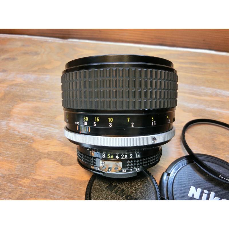 7248 良品 Nikon Ai-s NIKKOR 85mm 1.4 | ニコン | 04