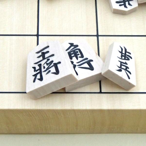 木製将棋駒 山形天童 正式書体の白椿上彫 桐箱入り 【送料無料