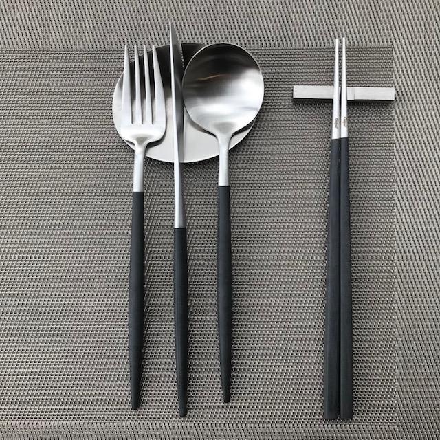 定価4.6万【未使用】クチポール ブラック シルバー ディナーセット 5客 楽天市場】cutipol クチポール ディナーセット 特別モデルGOA