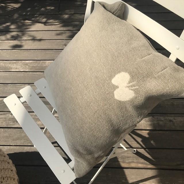 KLIPPAN（クリッパン） クッションカバー choucho グレー×ホワイト