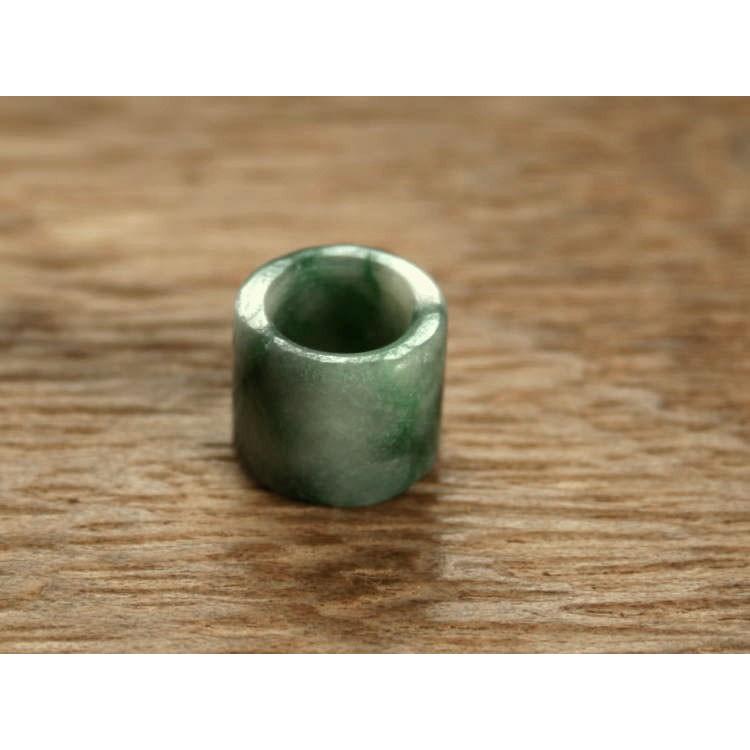 糸魚川翡翠管玉 C00703こたき 作 12mm*12mm*10mm : 糸魚川翡翠の店 