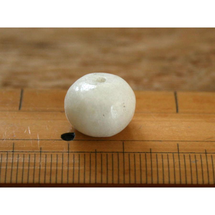 糸魚川翡翠管玉 C01745 清山 作 13mm*9.5mm 糸魚川 ひすい 管玉 魔除け パワーストーン |  | 02