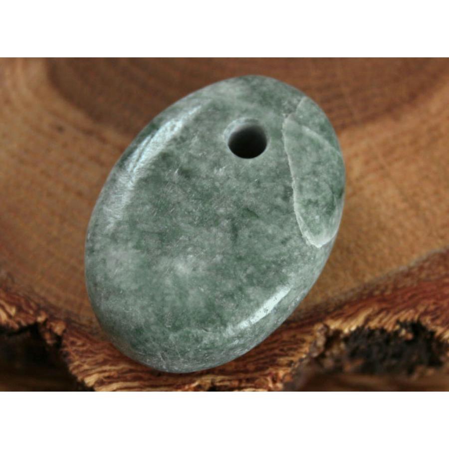糸魚川翡翠大珠 C01852 Sou 作 35mm*25mm*10mm 糸魚川 ひすい 大珠 