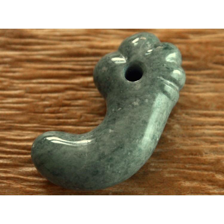 勾玉　翡翠 Amazon | theory xyz 糸魚川翡翠 勾玉 置物 91mm 純国産 翡翠