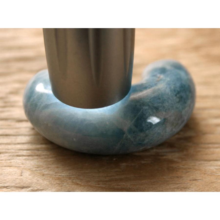 糸魚川青翡翠勾玉 M08653 陽春 作 33mm*20.5mm*11mm 糸魚川産 青 糸魚川青翡翠勾玉 M08653 陽春 作 33mm*20.5mm*11mm 糸魚川産 青